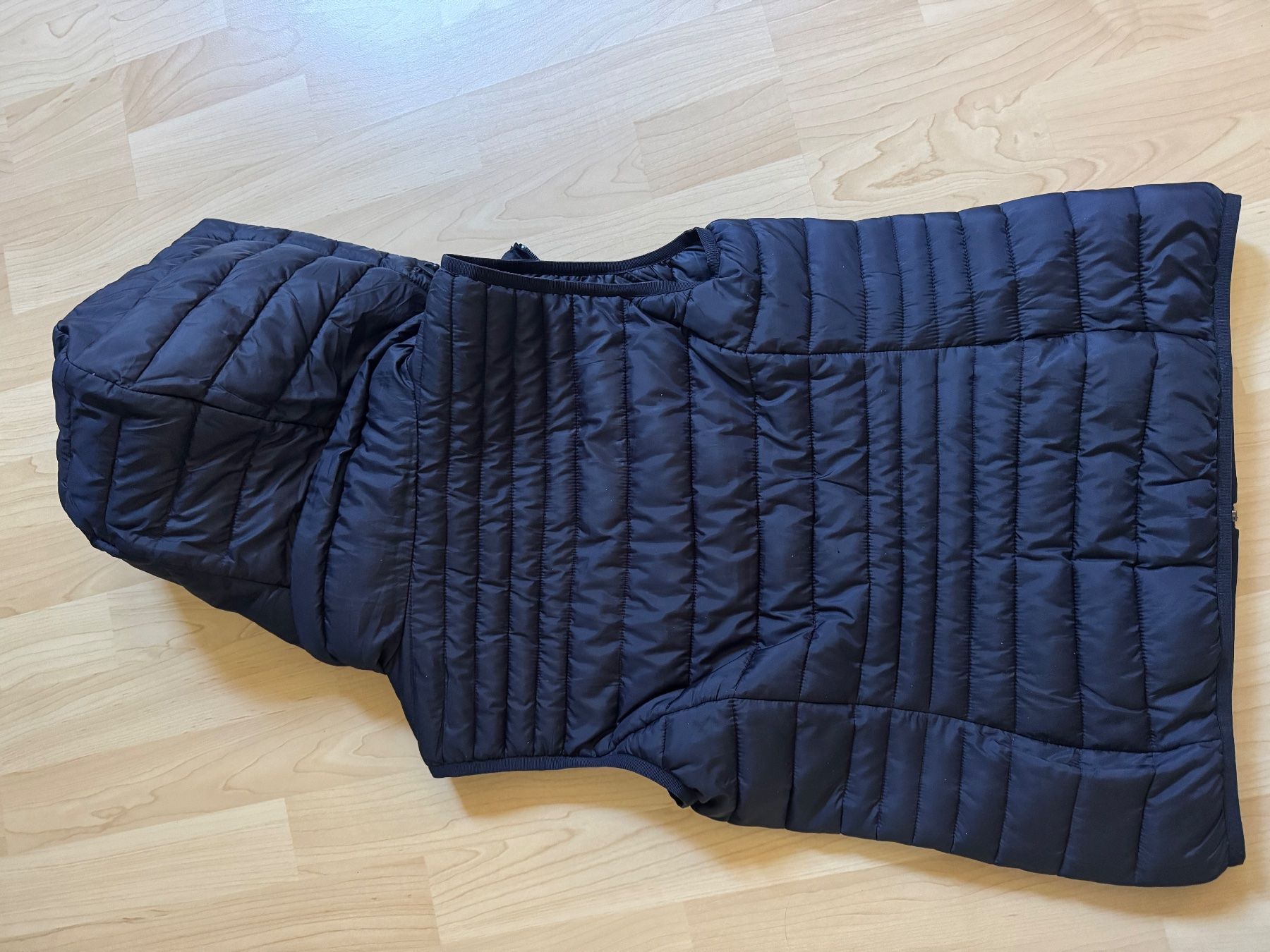 Esprit Gilet & Giacche senza maniche: Weste Esprit dunkelblau Grösse S – Usato da Bäriswil BE venduto da salatissimo 3