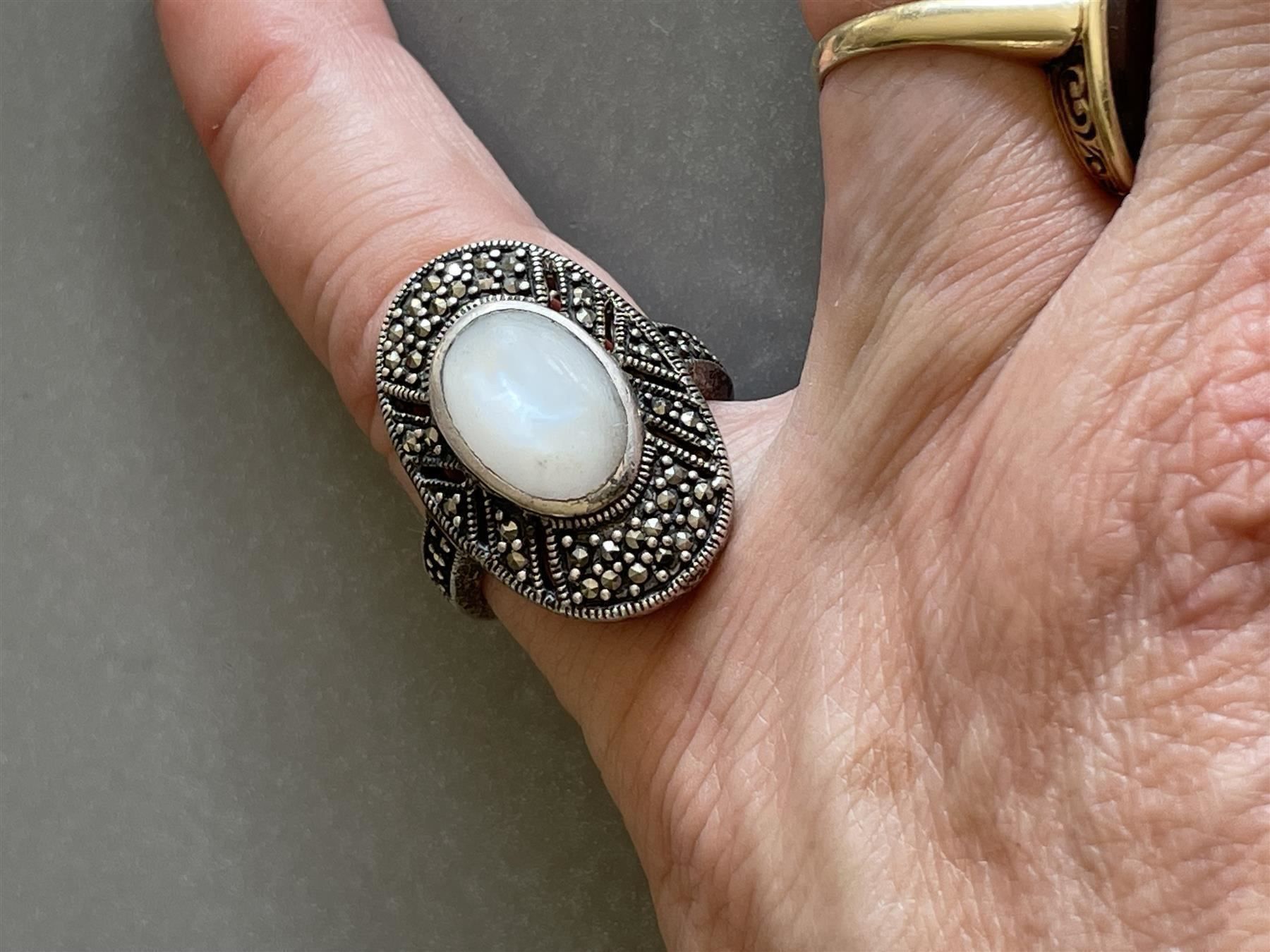 Anelli: ART DECO Perlmutt Markasiten Ring Rg57 – Usato da Basel venduto da gretchen03 6
