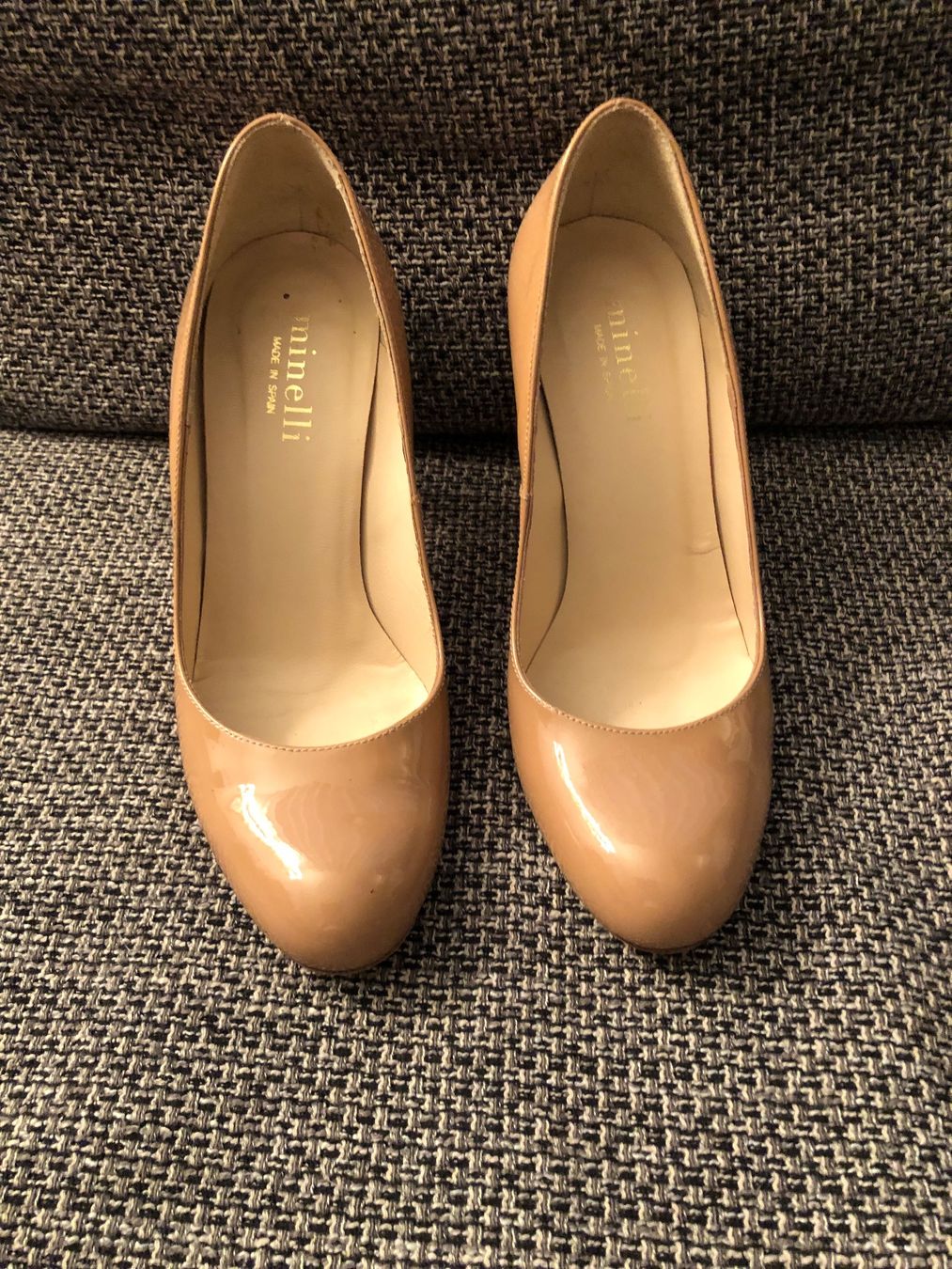 Scarpe da donna: Beige Leder High Heels, Minelli, Gr. 35 – Usato da Langnau am Albis venduto da snla_scc9