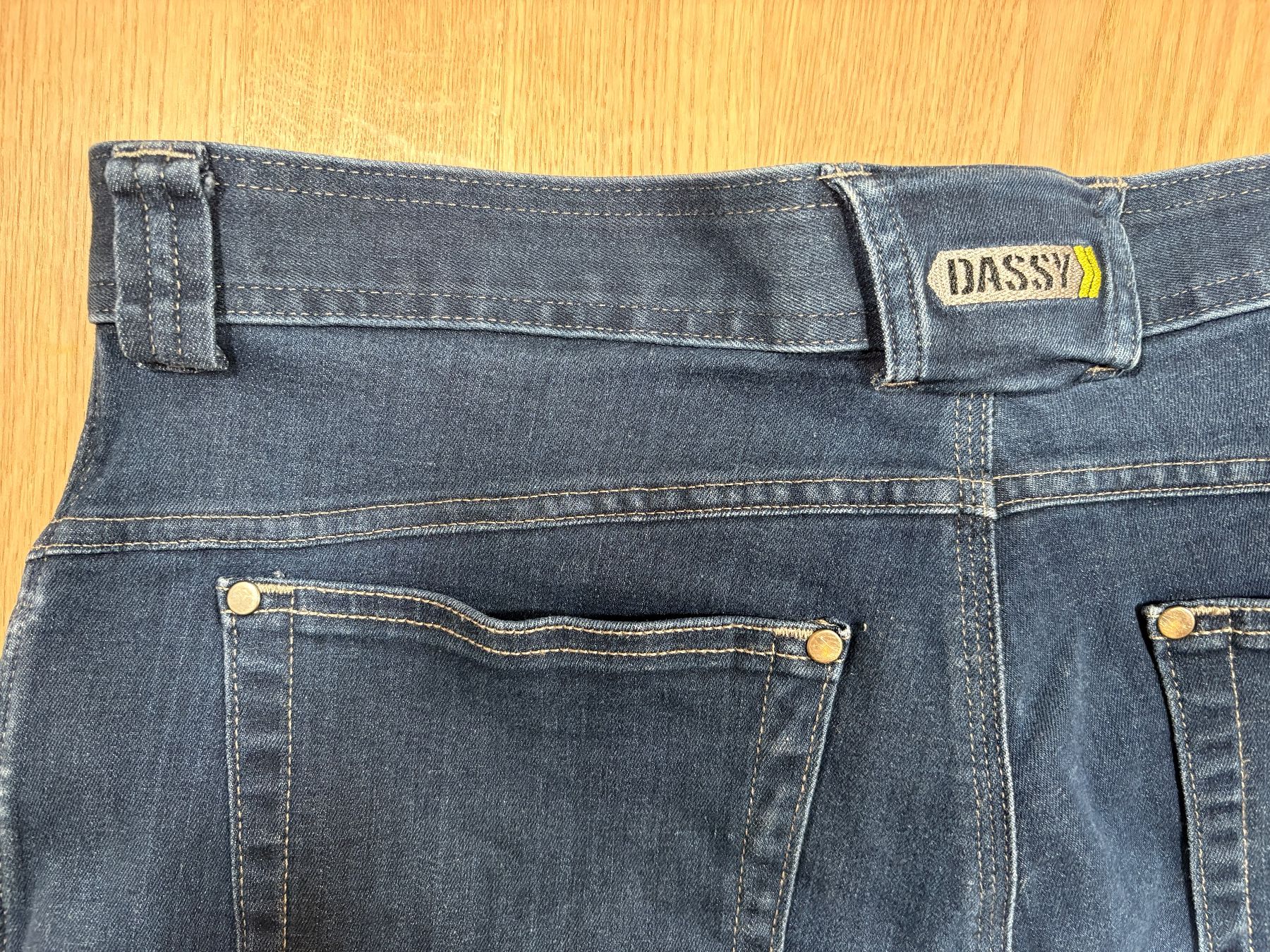 Jeans: DASSY® Osaka Stretch-Arbeitsjeans – D'occasion à Elgg par Jo_Naj
