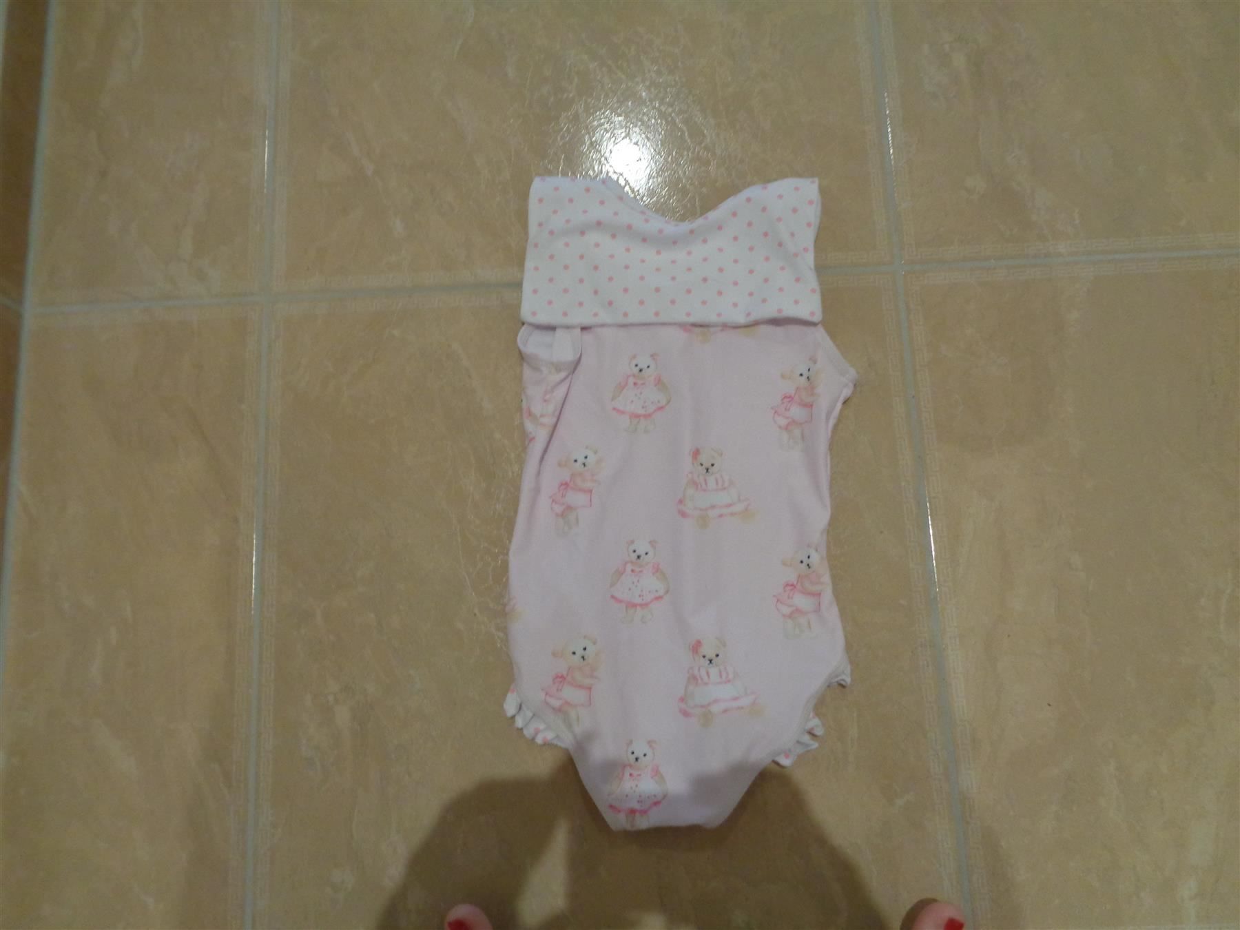Badekleider & Bikinis: neuer Teddy Badeanzug, 8J 128 – Neu (gemäss Beschreibung) aus Klingnau von Markus14 3