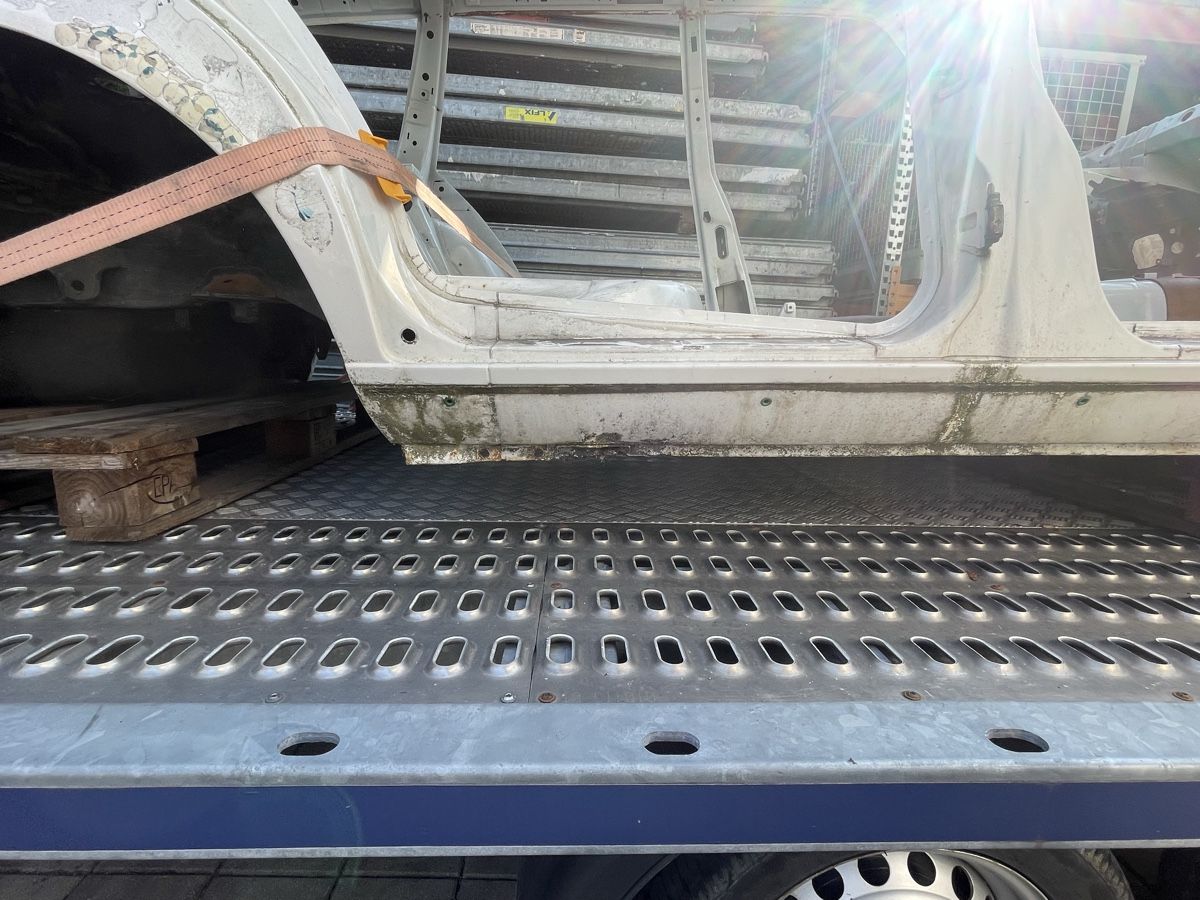 BMW Toutes les pièces auto: Rohkarosserie BMW E30 Kombi – Défectueux à Rebstein par strubel010 6