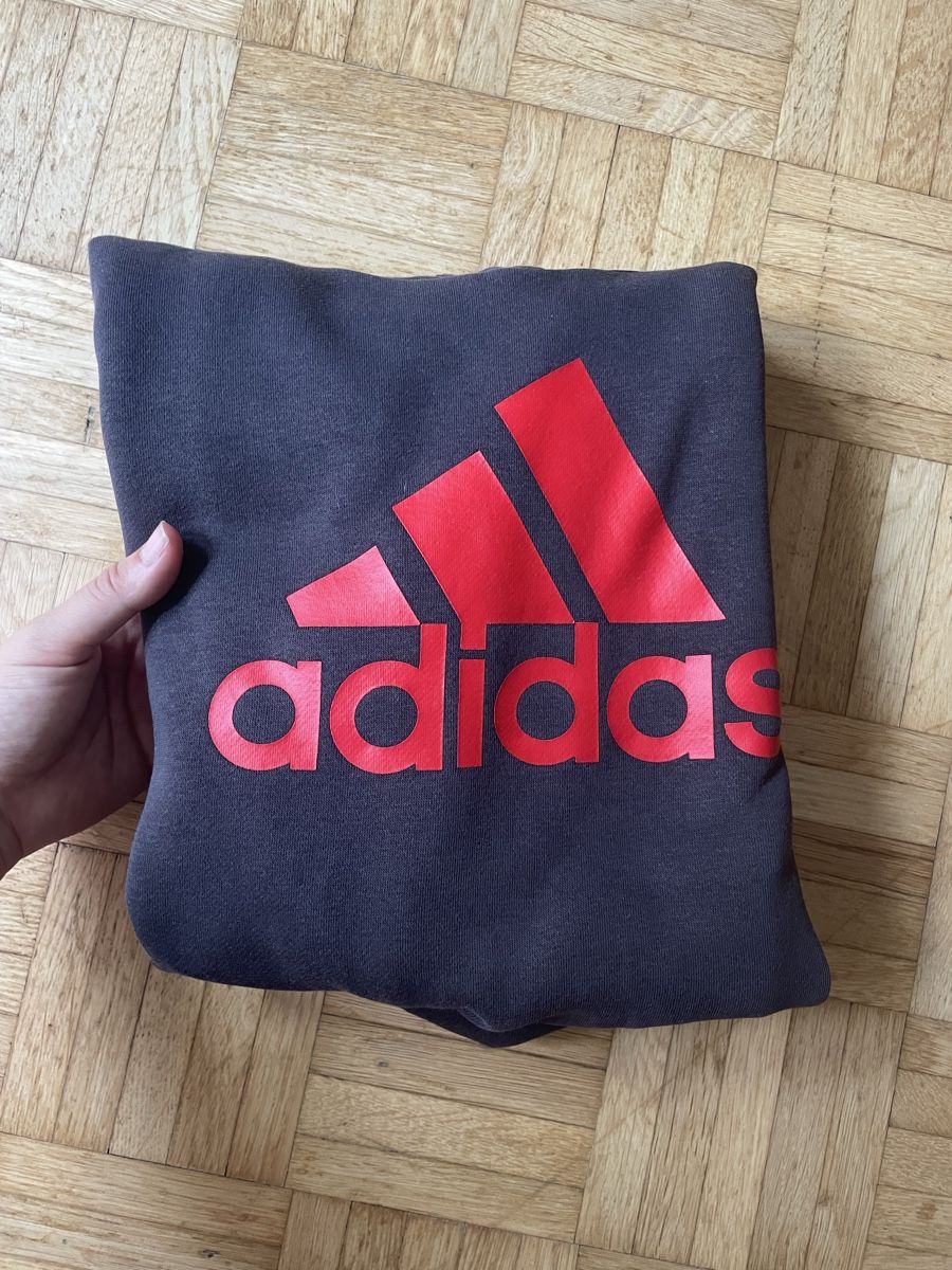 Adidas Maglioni & Felpe: Kapuzenpullover Adidas braun-rot, Grösse ca. S-M – Usato da Zürich venduto da Carlajimena 2