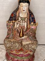 Antike Chinesische porzellan statue