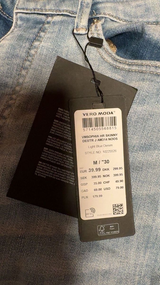 Vero Moda Jeans: Vero Moda Jeans Damen Grösse M – Nuovo (secondo la descrizione) da Märstetten venduto da Domiiiim 1