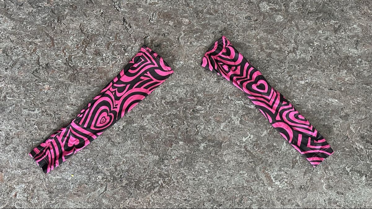 Guanti & manicotti: Armlinge pink schwarz – Nuovo (secondo la descrizione) da uerikon venduto da SITRRY4