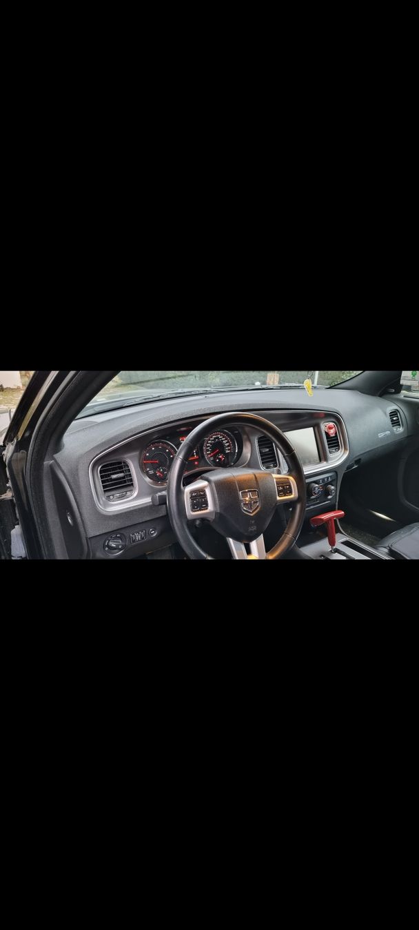 Dodge Automobili: Dodge Charger R/T 5.7l 2012 – Usato da Wenslingen venduto da Eyesore 3