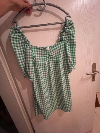 Kleid