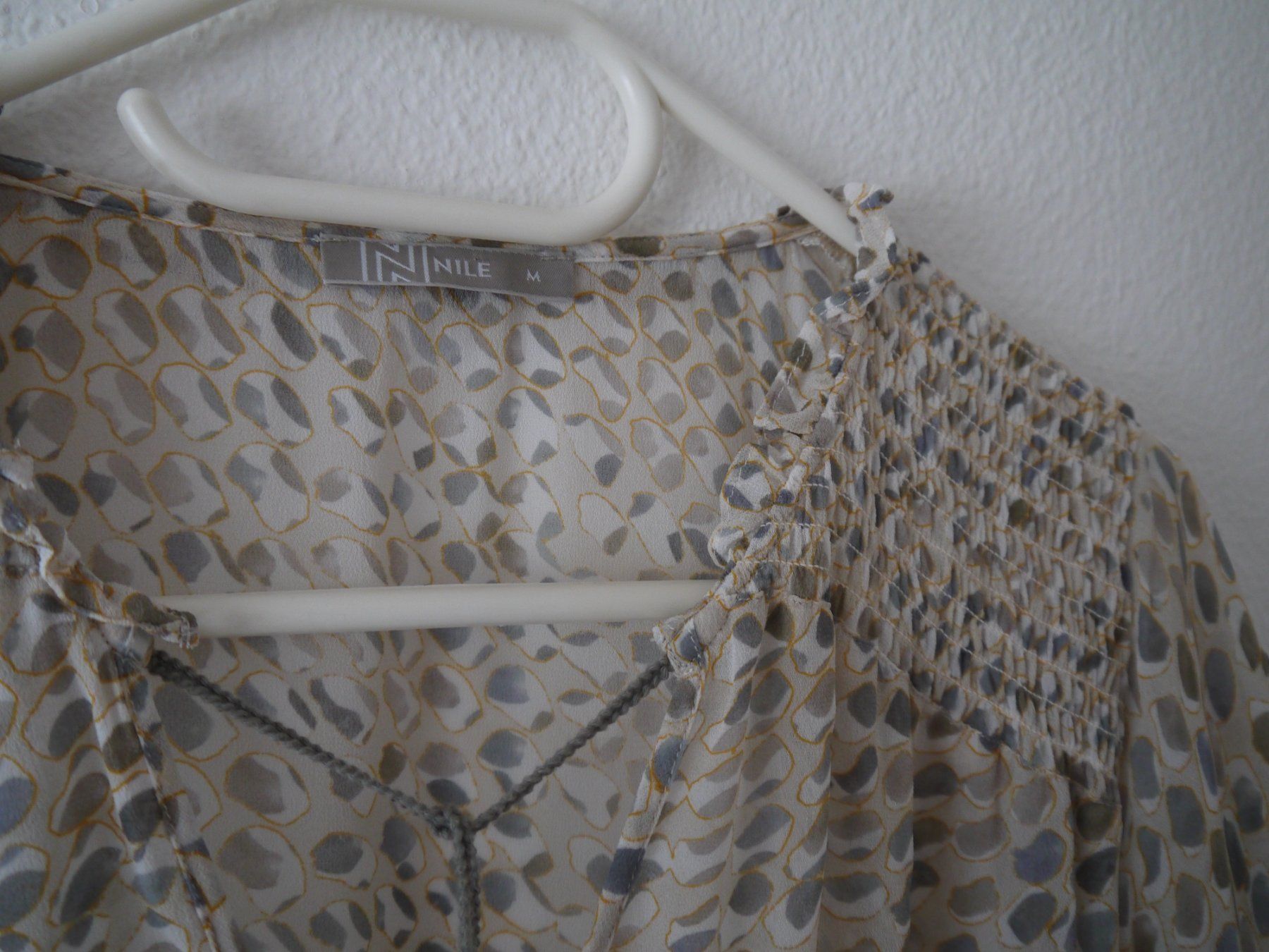 Nile Camicette: NILE Bluse aus 100% Viskose Gr:M – Usato da Hagendorn venduto da Blaf 1