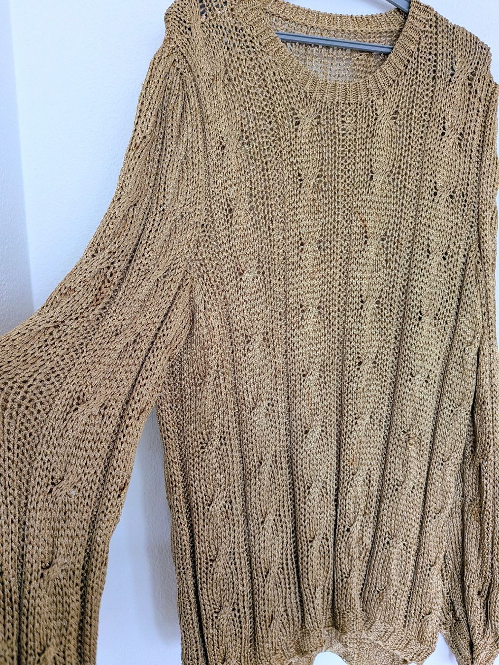 Maglioni & Felpe: Vintage Pullover goldig Gr L – Usato da Basel venduto da JJ.Elena 1