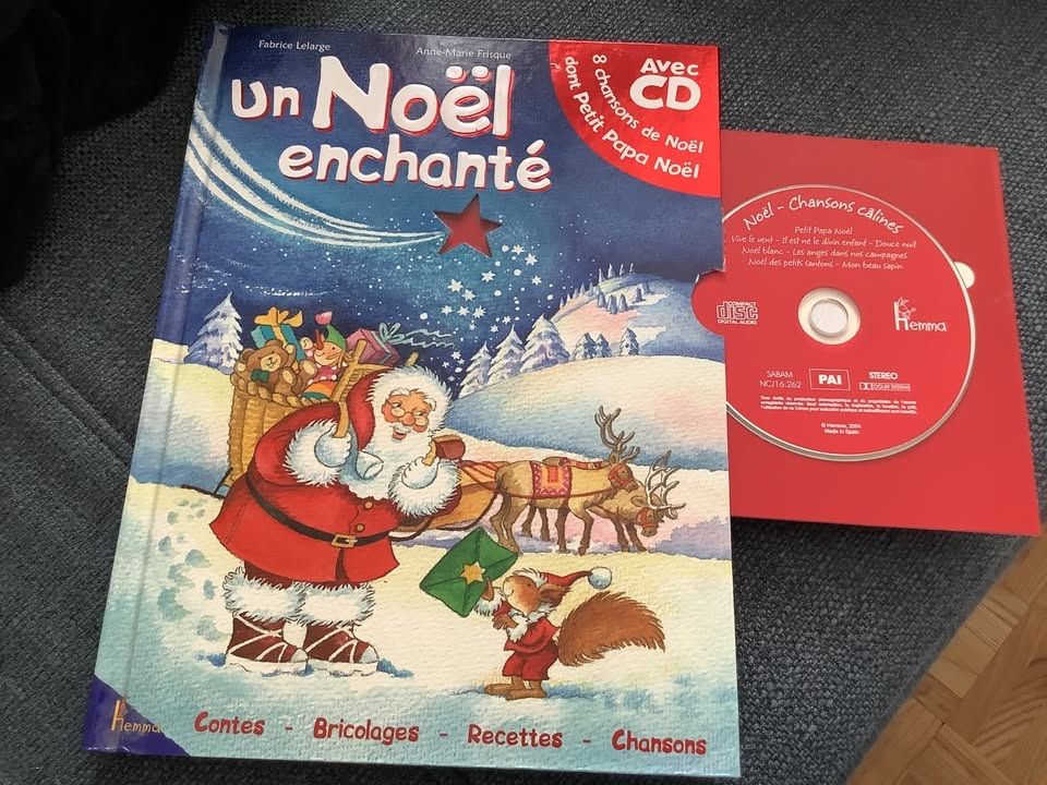 Audiolibri: Un noël enchanté CD et livre – Nuovo (secondo la descrizione) da Icogne venduto da luna.16