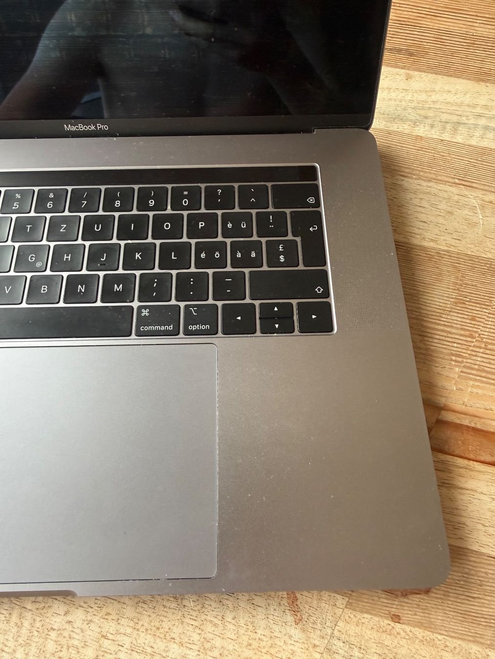 Apple Portables: Apple MacBook Pro A1990 – Défectueux à Fahrni b. Thun par Bergers_occasionen 3