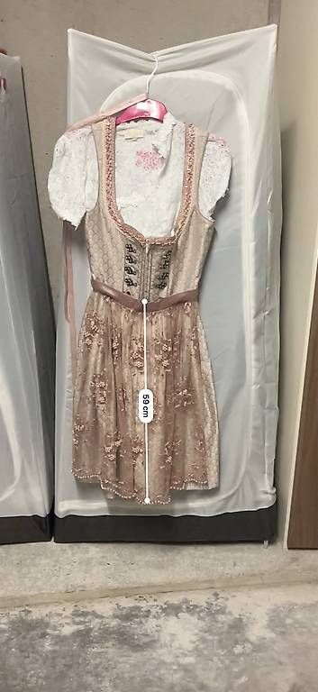 Vestiti: Krüger Dirndl Grösse xs – Usato da Feuerthalen venduto da Sa1996 2