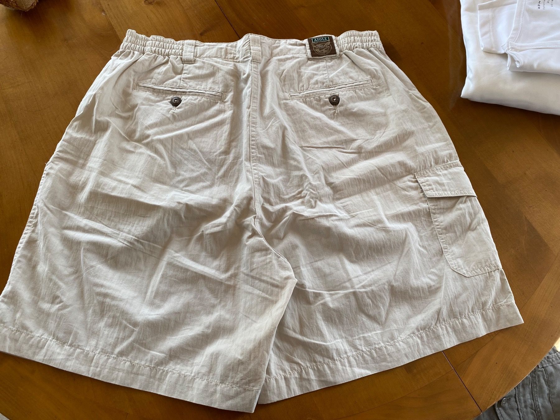 Pantaloni: Bermuda de la marque AIGLE !!NEUF!! – Nuovo (secondo la descrizione) da Pfaeffikon ZH venduto da BACozAfer 1