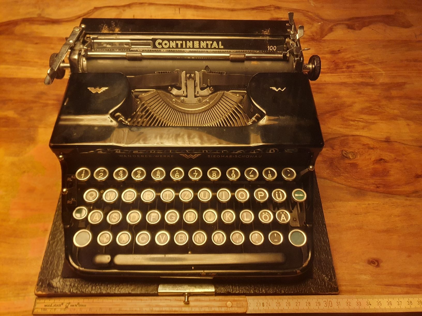 Continental Macchine da scrivere: Antike Schreibmaschine Continental 100 – Usato da Stein am Rhein venduto da fusselmaus