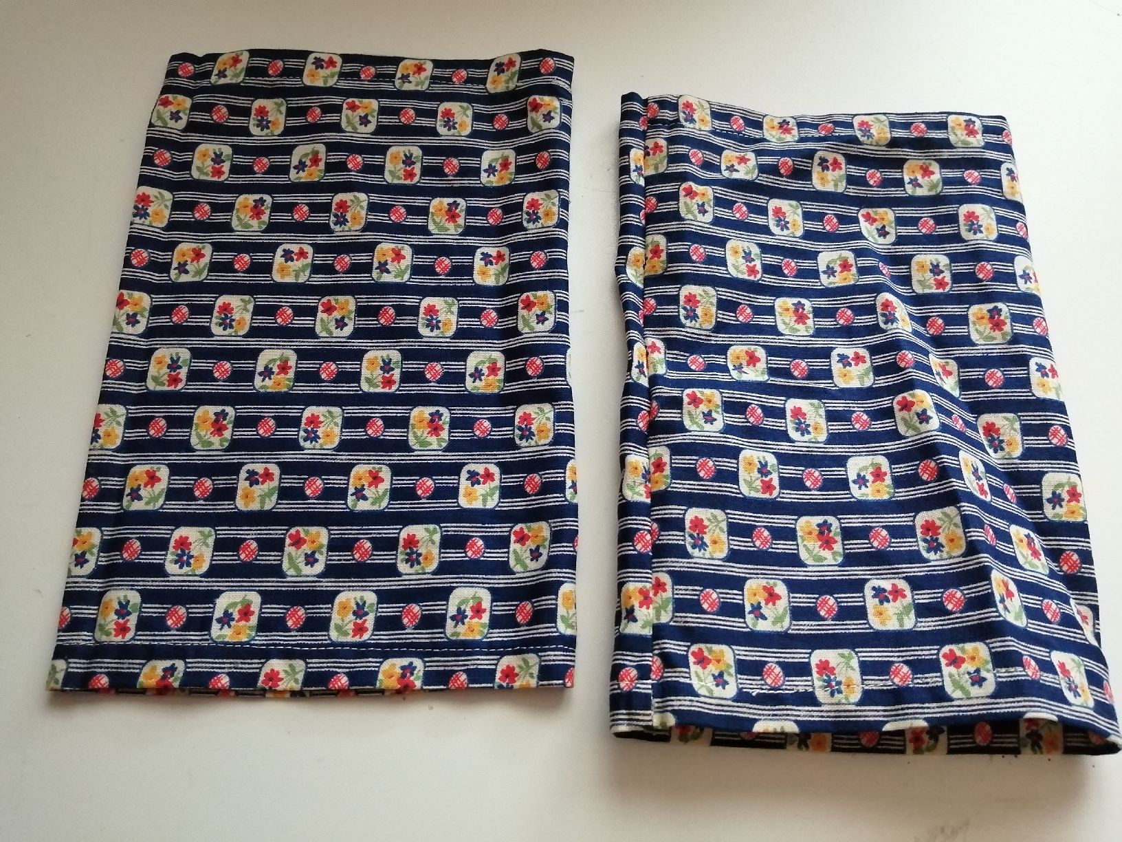 Altro in  Abbigliamento & Accessori: Armstulpen mit Blumenmuster, selbst genäht – Nuovo (secondo la descrizione) da Honau venduto da holunder3