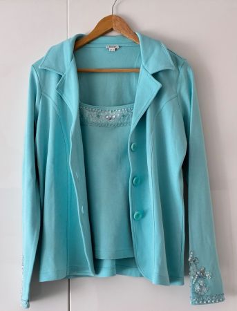 Set: T-shirt et veste/ T-Shirt und Jacke/T-Shirt e giacca