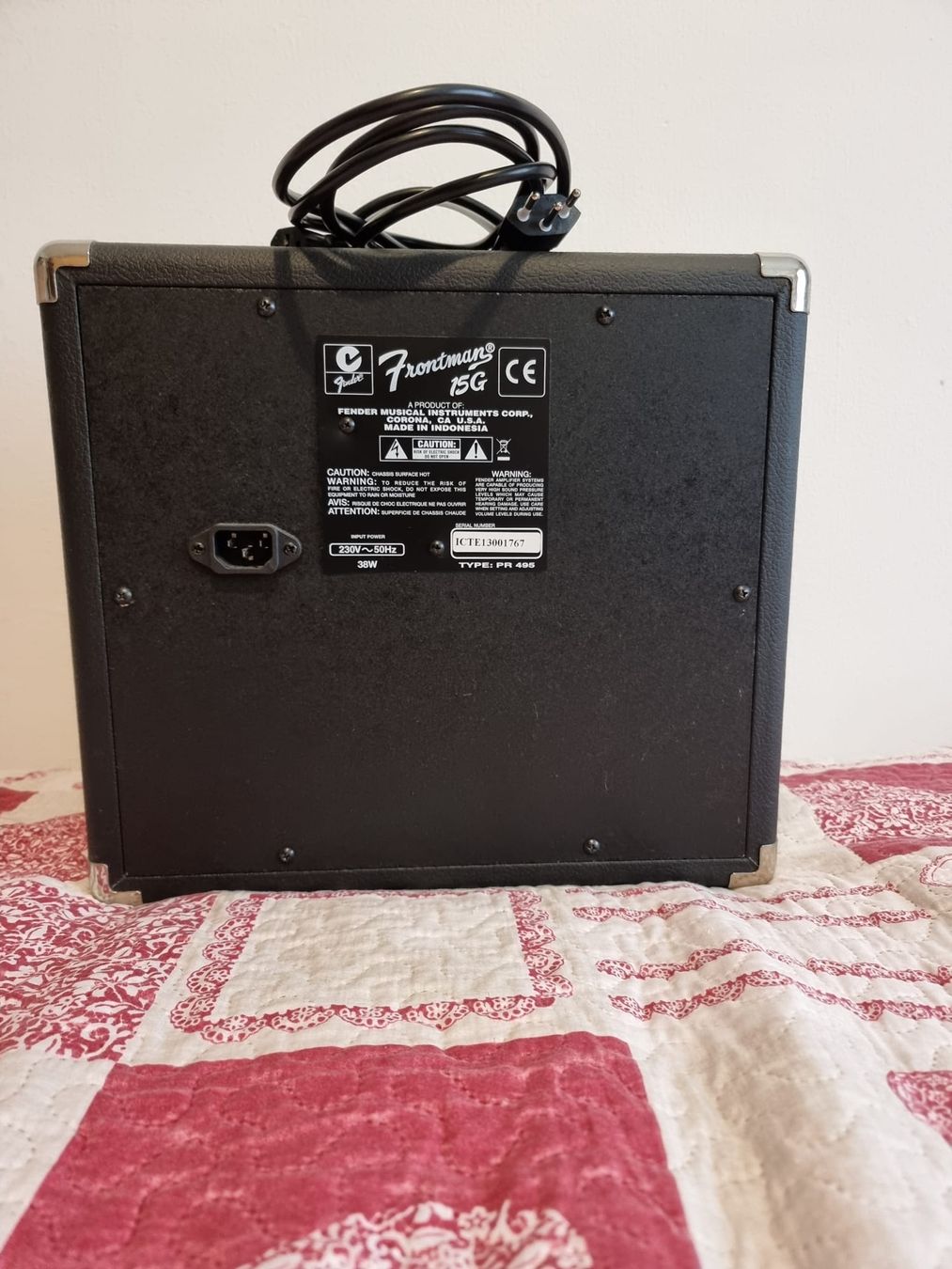 Strumenti musicali: AXL Gitarre mit Verstärker – Usato da Sissach venduto da drugho 7