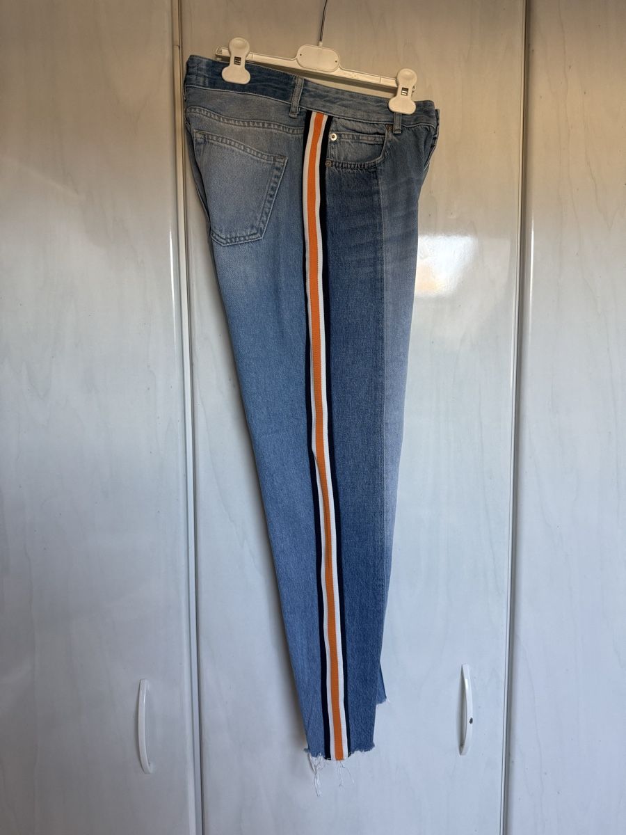 Jeans: Jeans mit Streifen – Usato da Rechthalten venduto da Fionafionafiona123 2