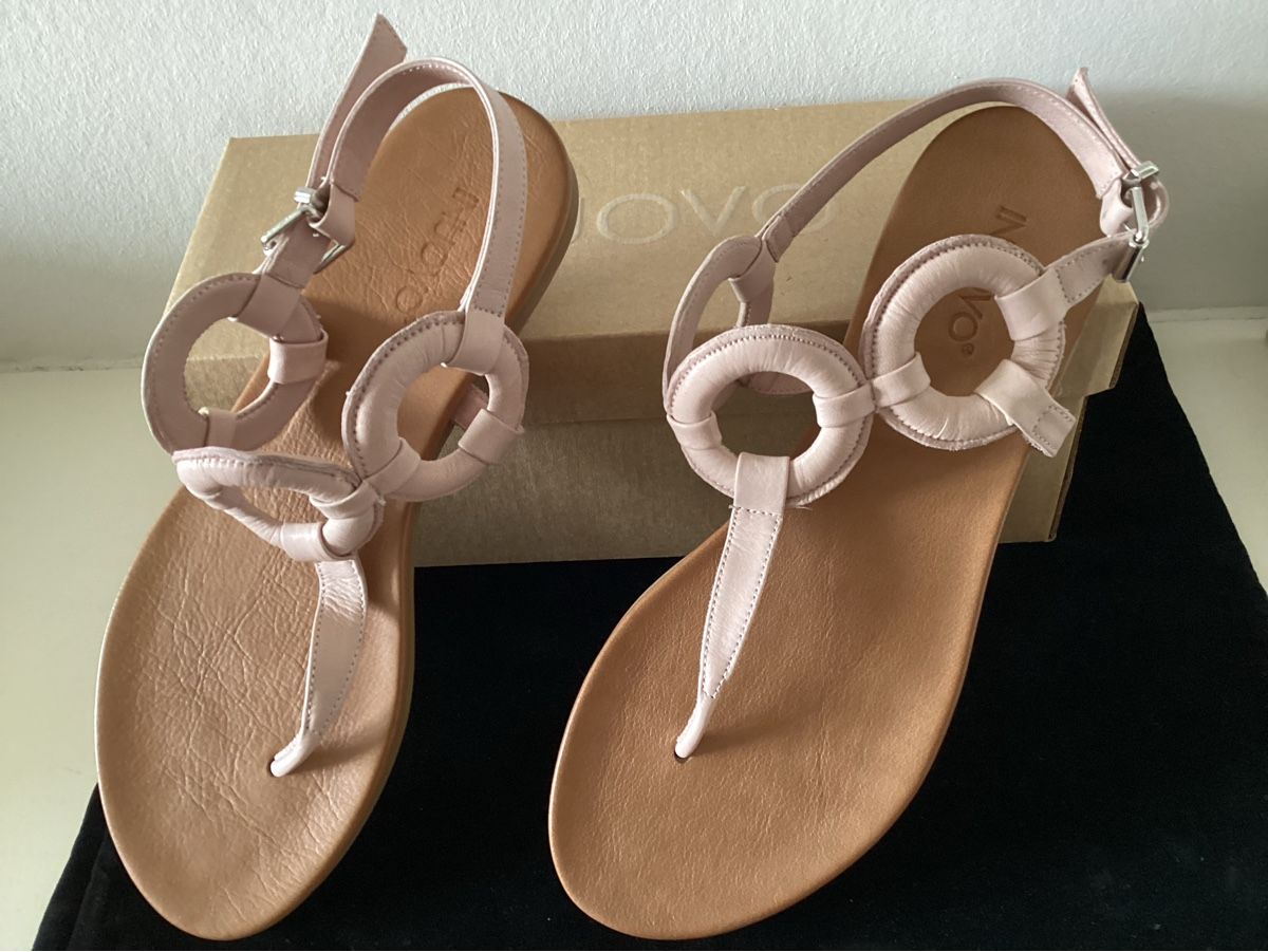 Scarpe da donna: Inuovo, Samensandale, Gr. 41 – Nuovo e nell'imballaggio originale da Salenstein venduto da Esprit57