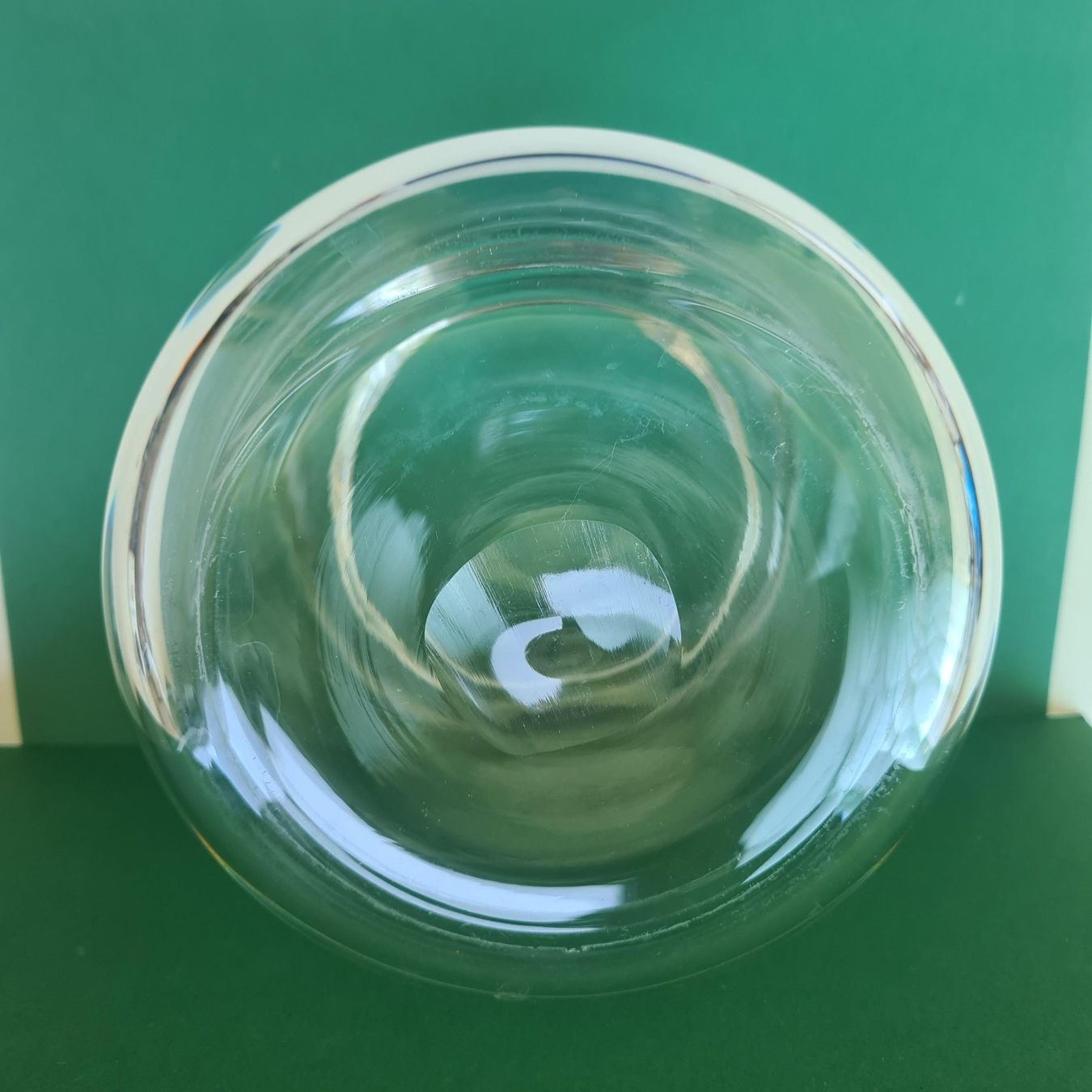 Vasi & Recipienti: Glas Vase rund – Usato da Urdorf venduto da sumrum 2