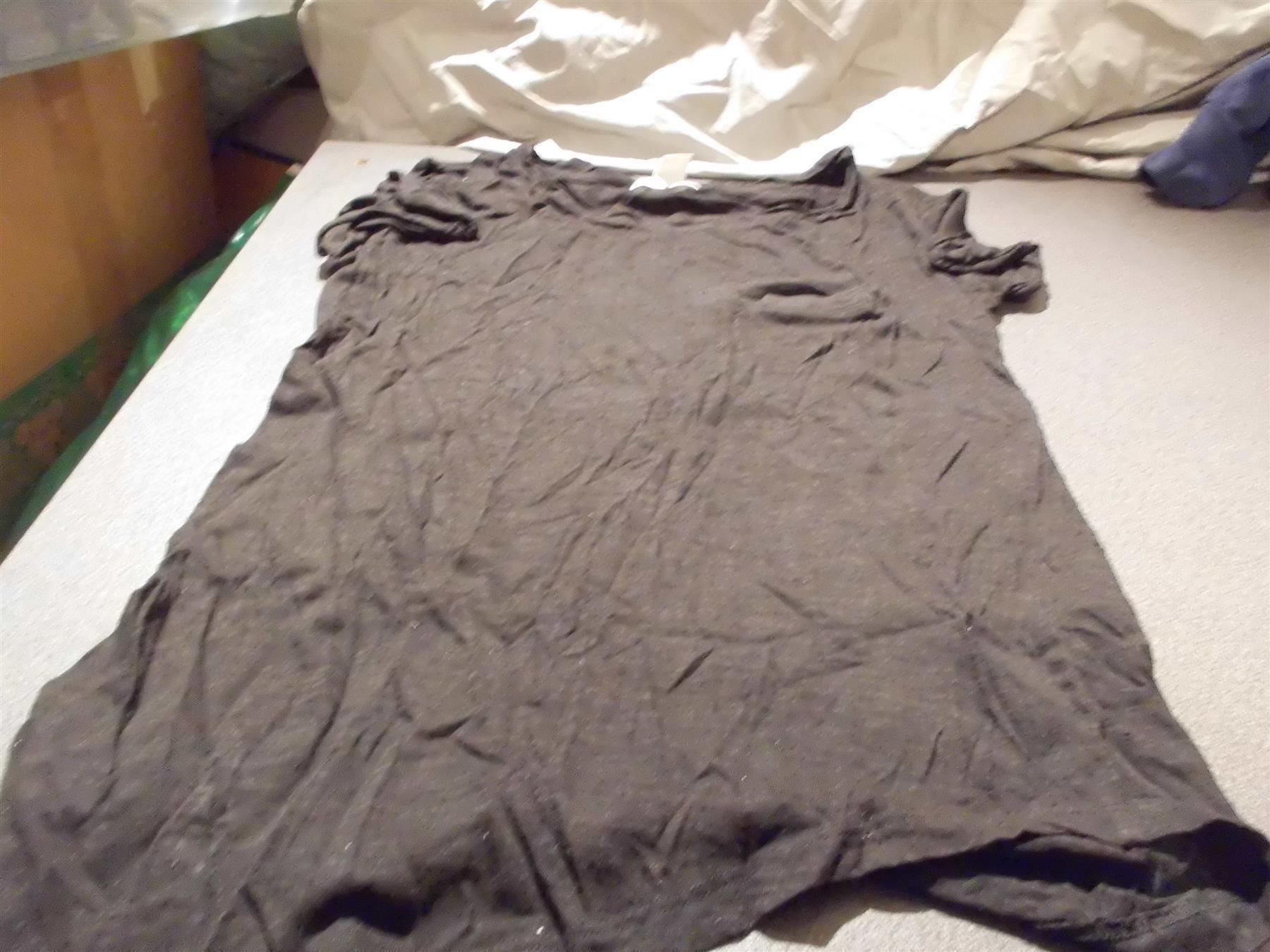T-shirt: T-Shirt Grösse XS, schwarz – Usato da Zürich venduto da Motzkuh