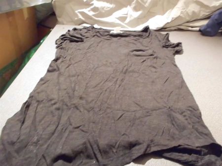 T-Shirt Grösse XS, schwarz