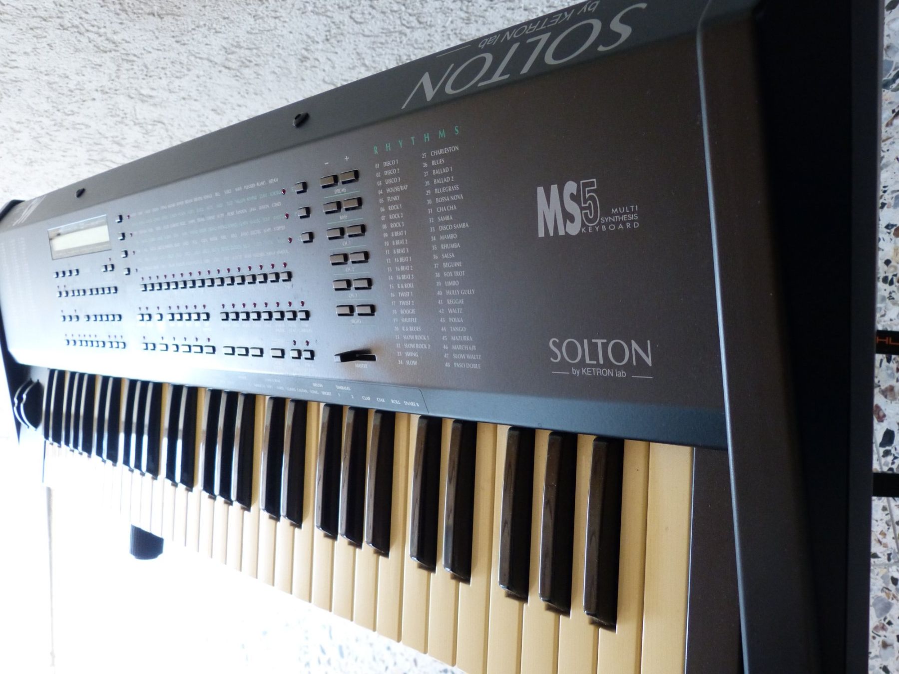 Solton Strumenti musicali: Solton MS 5 Multi Synthesis Keyboard + Koffer + 2 Pedalen – Usato da Rheineck venduto da mur.man 8