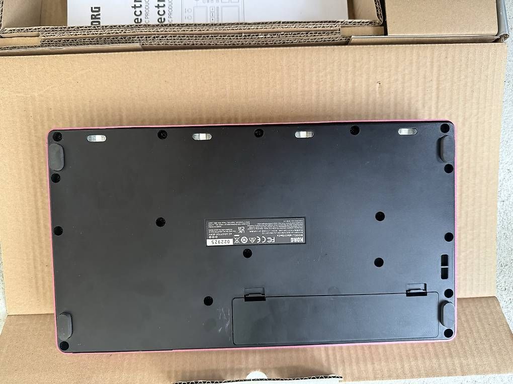Strumenti musicali: KORG Electribe Sampler 2S Red  Groovebox / Sampler mit OVP – Usato da Schaffhausen venduto da Atelier.a 3