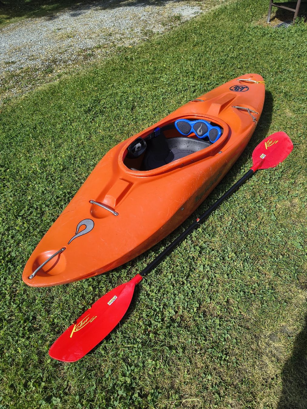 Boote: Wildwasserkajak Lil' Joe von Liquidlogics – Gebraucht aus Sachseln von and_vp77