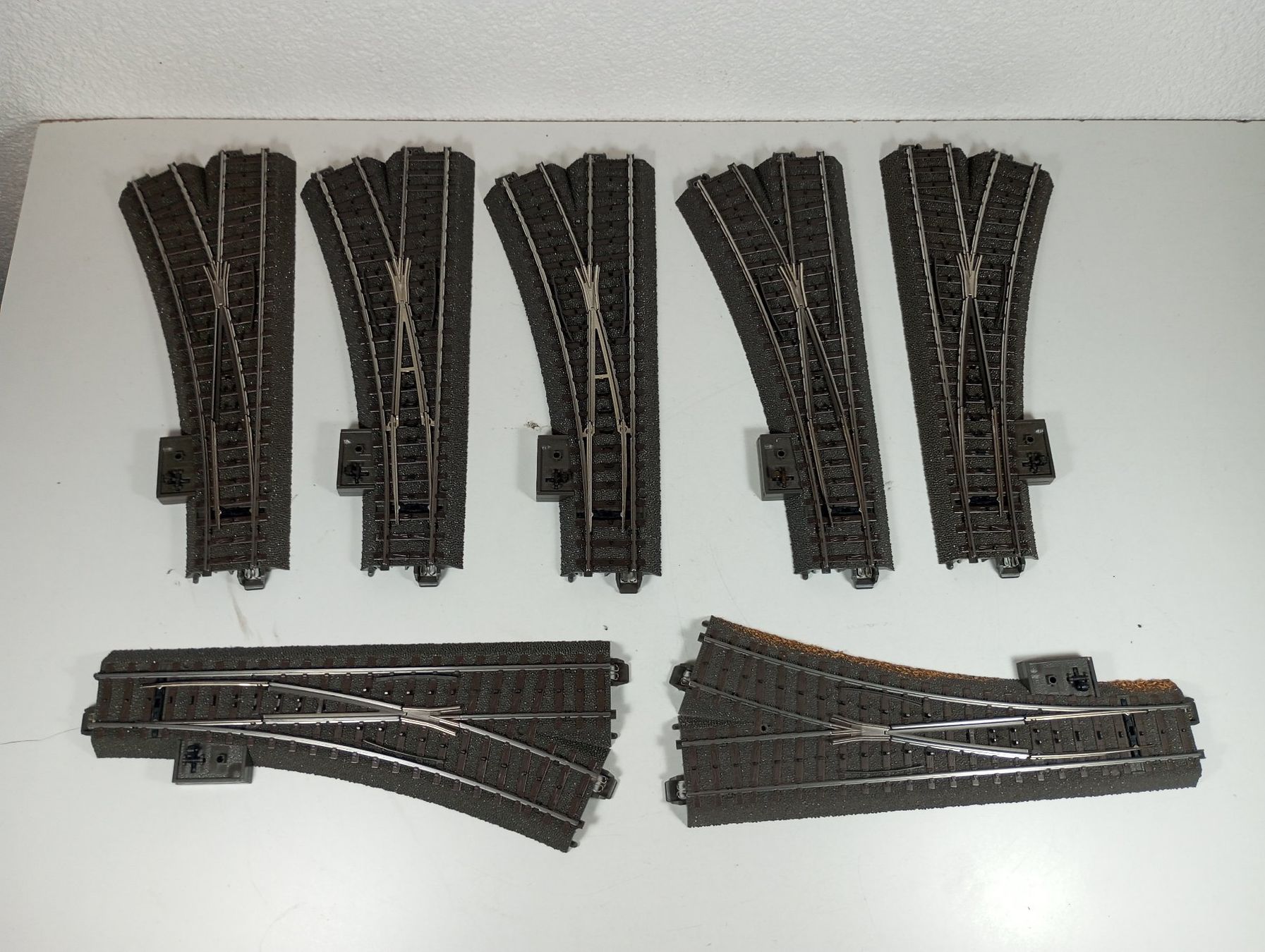 Märklin Modelleisenbahnen: Märklin C: 8 x Weichen / aiguillages – Gebraucht aus Fontaines NE von waterfoot