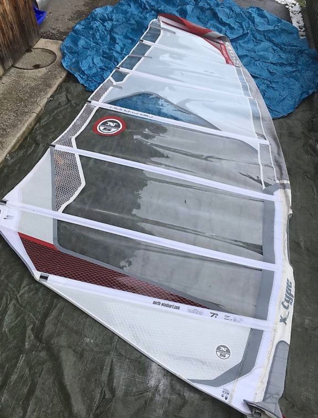 Surfen: 2x North Sails Segel + Mast und Gabel – Gebraucht aus adelboden von hon_d9n8 1