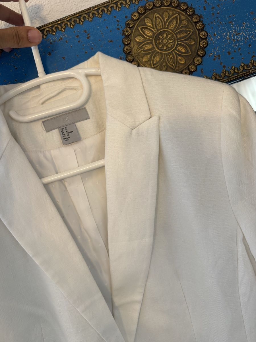 H&M Vestes: H&M Leinen Blazer – D'occasion à Obfelden par cesarina10 1