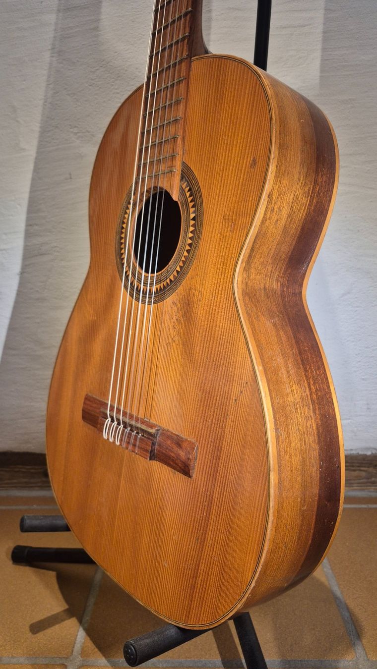 Strumenti musicali: Akustik Gitarre Mariano Biu 1950er – Usato da Winterthur venduto da NorrSydGuitars 7