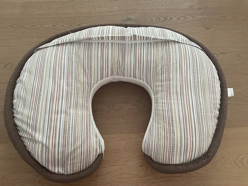 Boppy Cuscini: Boopy Stillkissem – Usato da Kernenried venduto da mar_t8wb 1