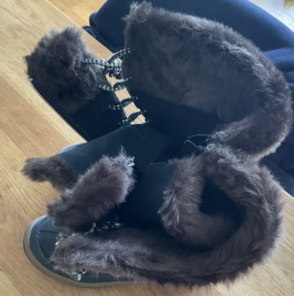 Merrell Chaussures femmes: Winterstifel Merrell Grösse 40 – D'occasion à Zürich par Pagalo 1
