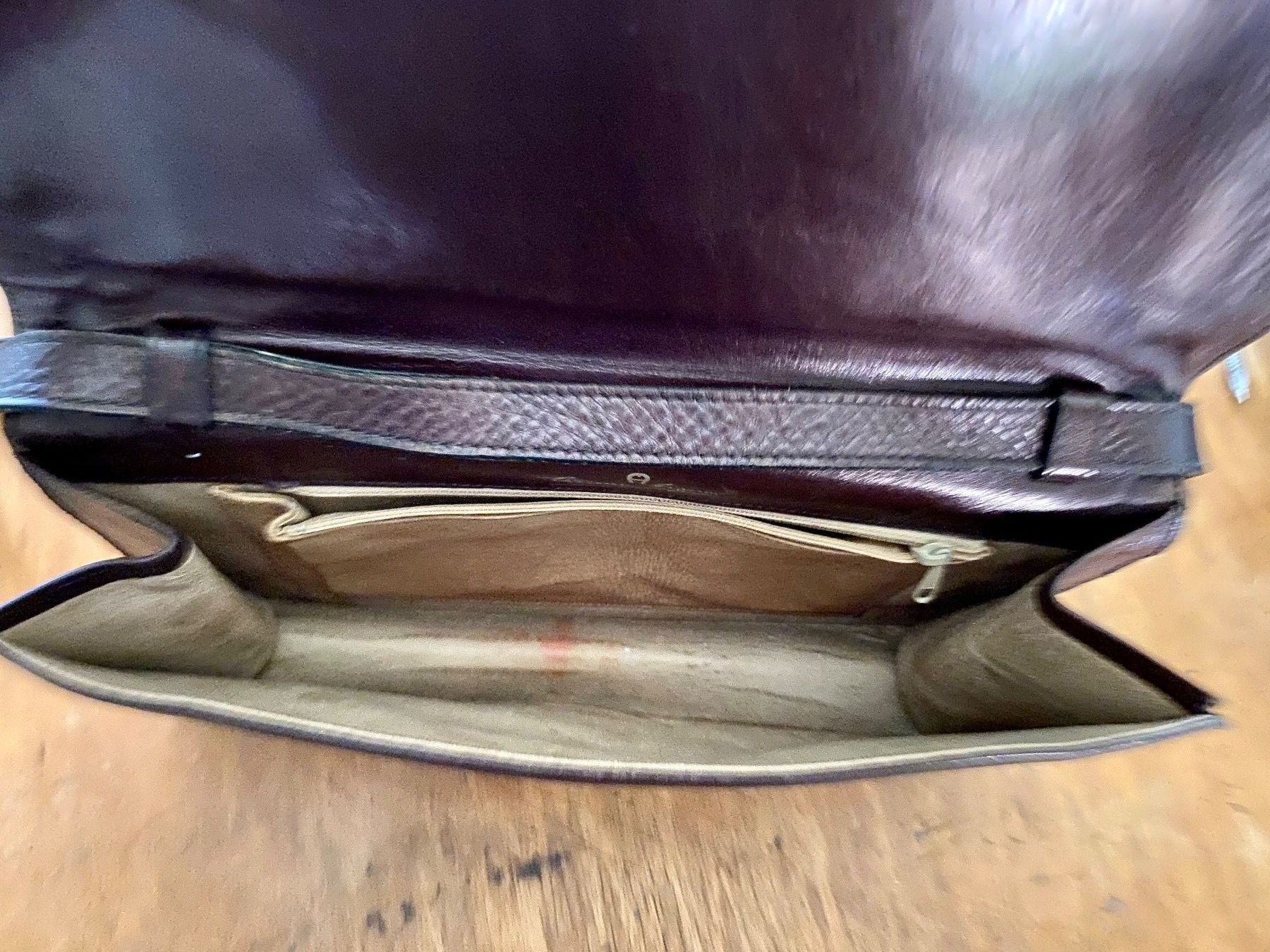 Aigner Borse da donna: Aigner Clutch / Handtasche – Usato da Rorbas venduto da tun_m7fz 4