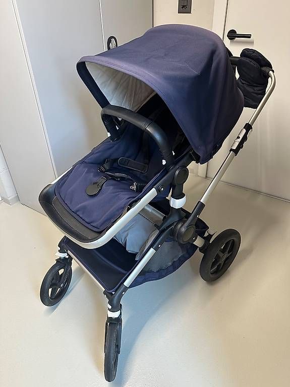 Bugaboo Kinderwagen: Kinderwagen Bugaboo Fox – Gebraucht aus Biel/Bienne von Uw8008