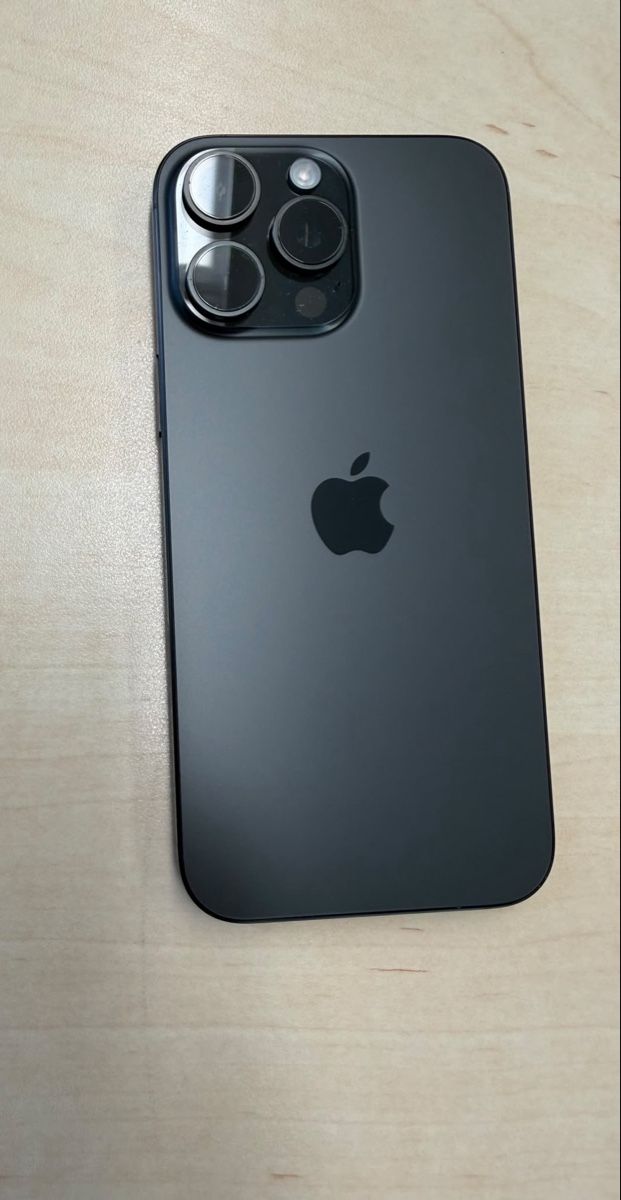 Apple Portables: Apple iPhone 16 Pro Max, 256 GB – D'occasion à Trimmis par sr2001