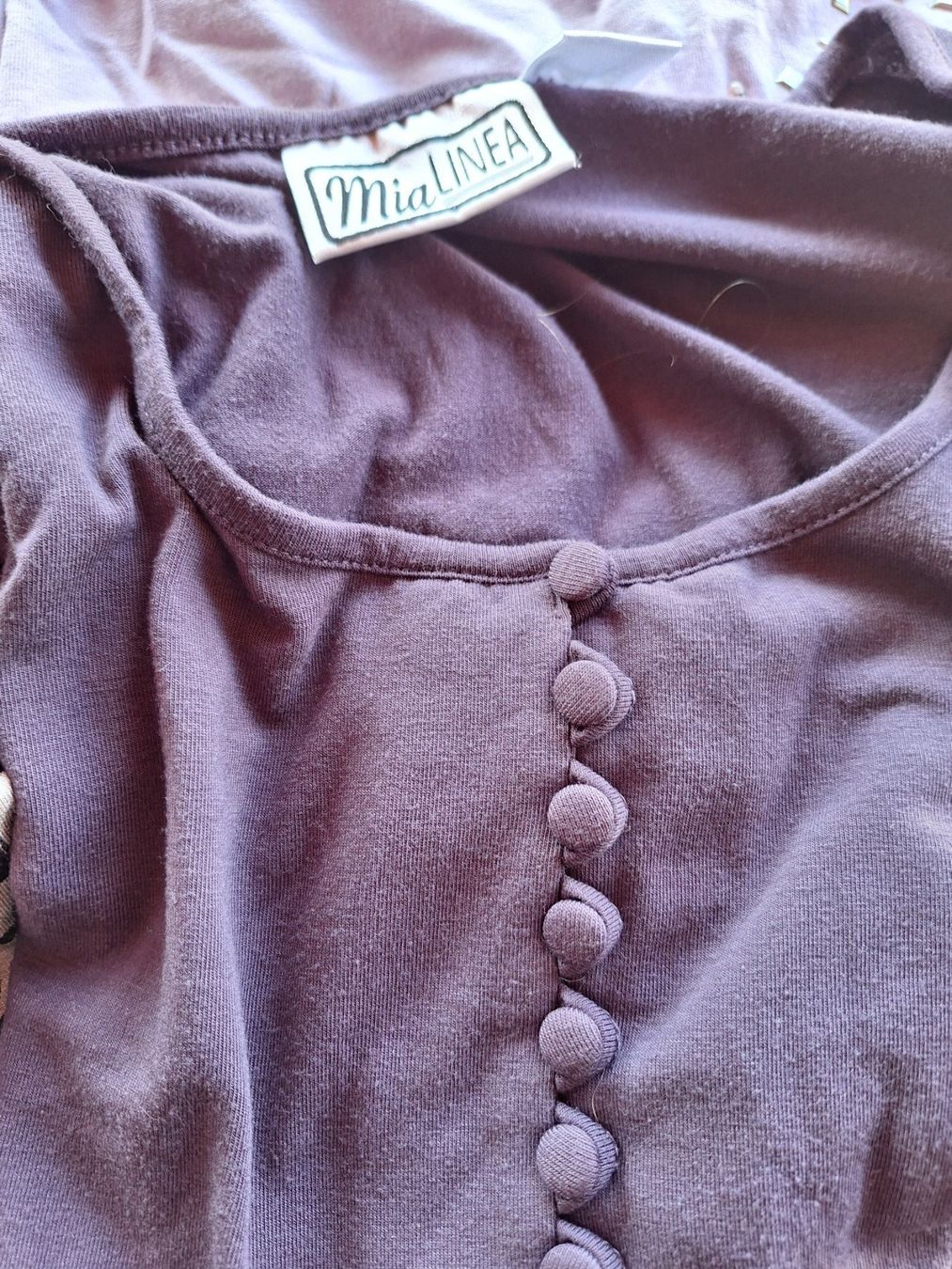 Kleiderpakete: 6 STK T-SHIRTS IN GR 40 – Gebraucht aus Huttwil von Kunterbuntli 1