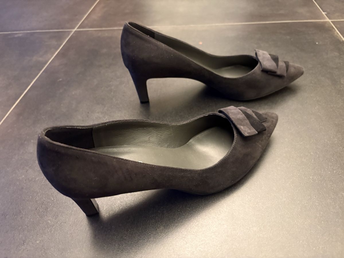 Kaiser Chaussures femmes: Escarpins Peter Kaiser 41 – Neuf (Voir description) à Vufflens-la-Ville par newlifegva 1