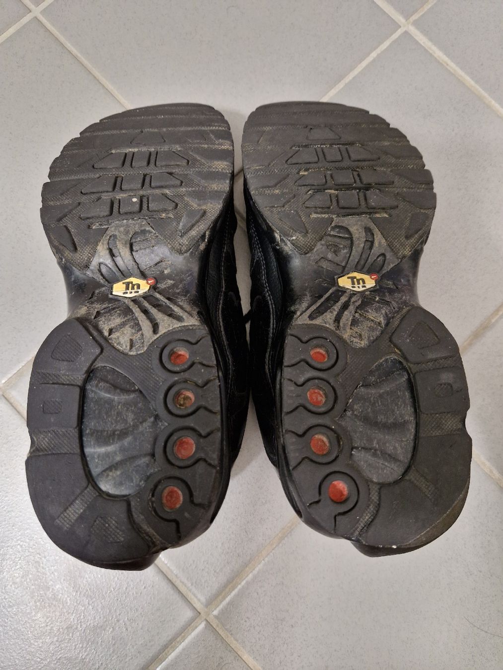 Nike Herrenschuhe: Nike Air Max Plus (TN) Grösse 42 – Gebraucht aus Winterthur von Pumba_8400 4