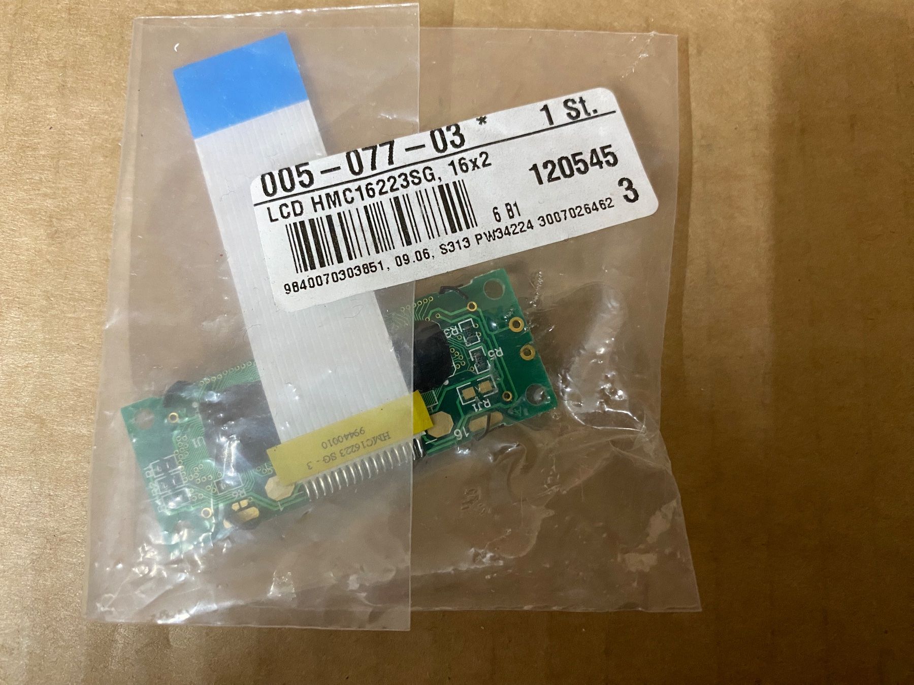 Elektronikbauteile: Mini Display – Gebraucht aus Eschlikon TG von ArtRec 1
