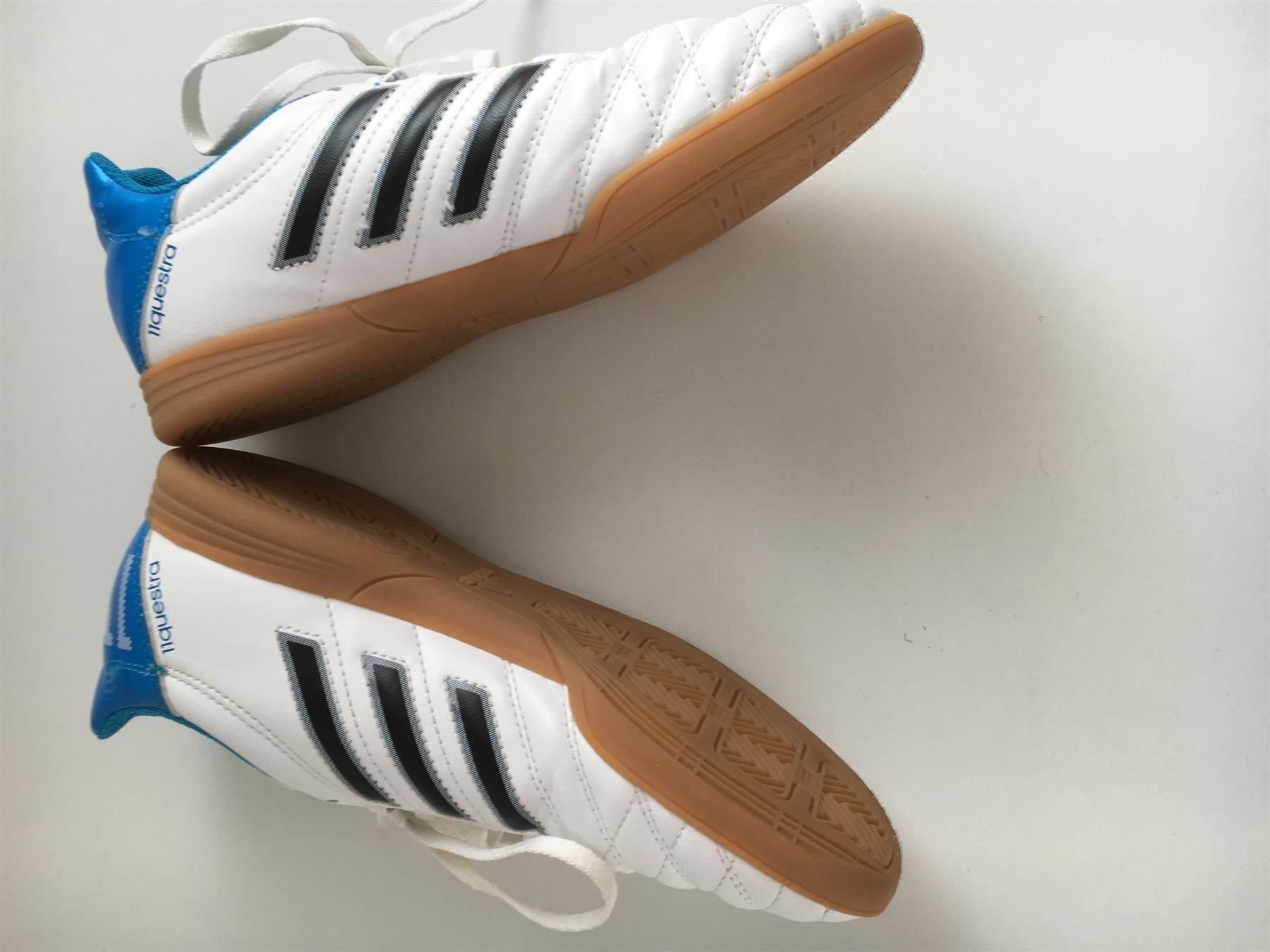 Adidas Scarpe per ragazzi: ***** Baskets Adidas T. 38 2/3 - Weiss – Nuovo (secondo la descrizione) da Villaz-St-Pierre venduto da Ubid 1