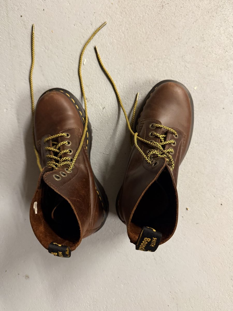 Dr. Martens Scarpe da donna: Dr. Martens Stiefel braun Grösse 39 gebraucht – Usato da Duggingen venduto da Enasus