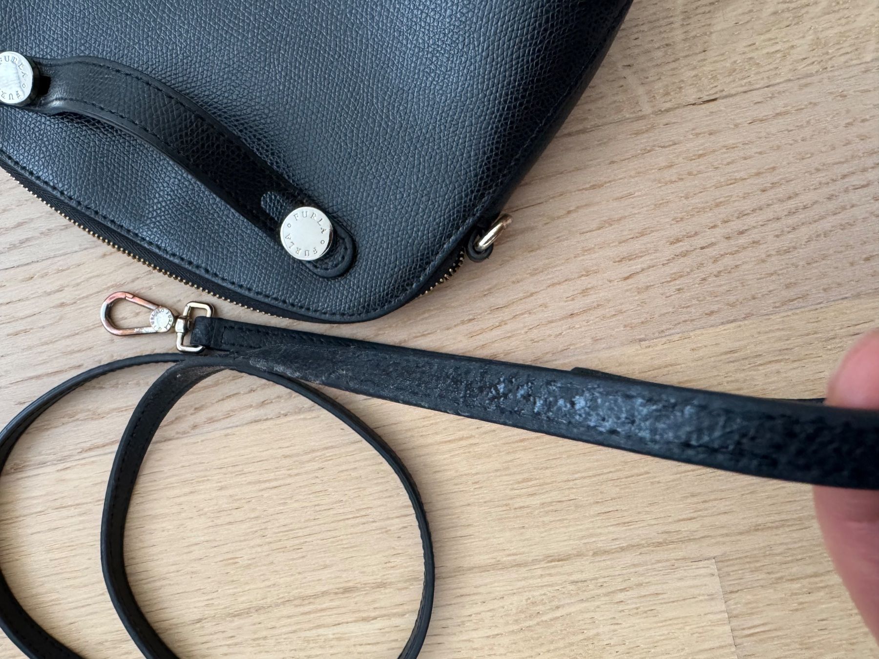 Furla Borse: Furla mini piper crossbody bag – Usato da Wallisellen venduto da ana_hrx8 4