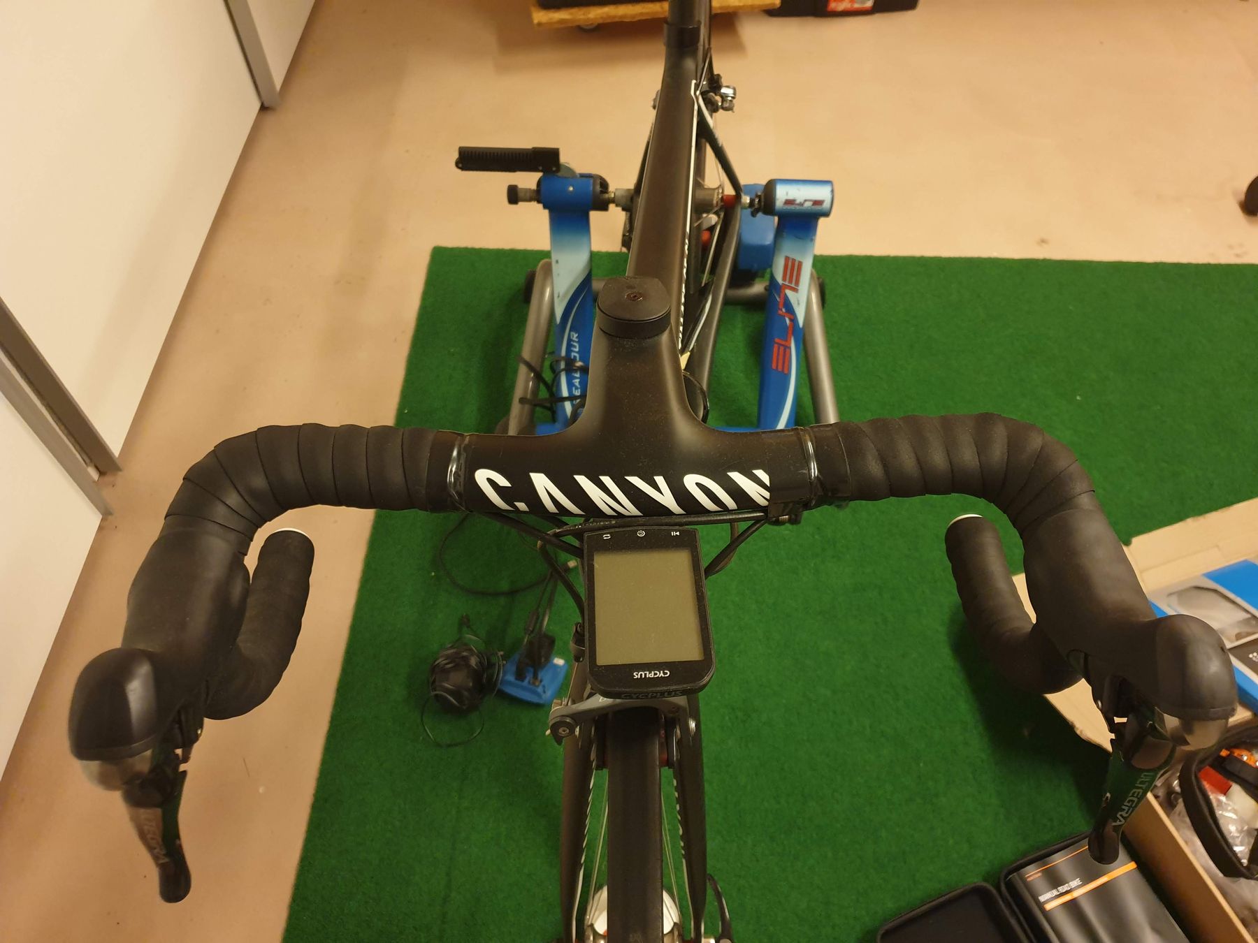 Canyon Biciclette: Vélo de course CANYON ULTIMATE CF FULL CARBONE PRO certifié – Nuovo (secondo la descrizione) da Les Giettes venduto da jai_drl6 3