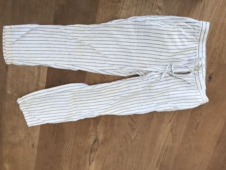 H&M Herren Stoffhose weiss gestreift mit Kordelzug, S