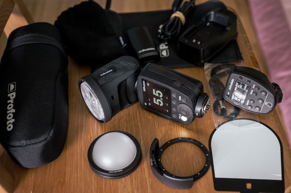 Profoto A1 für Nikon mit viel Zubehör (Gebraucht) in Horw für CHF 468 ...