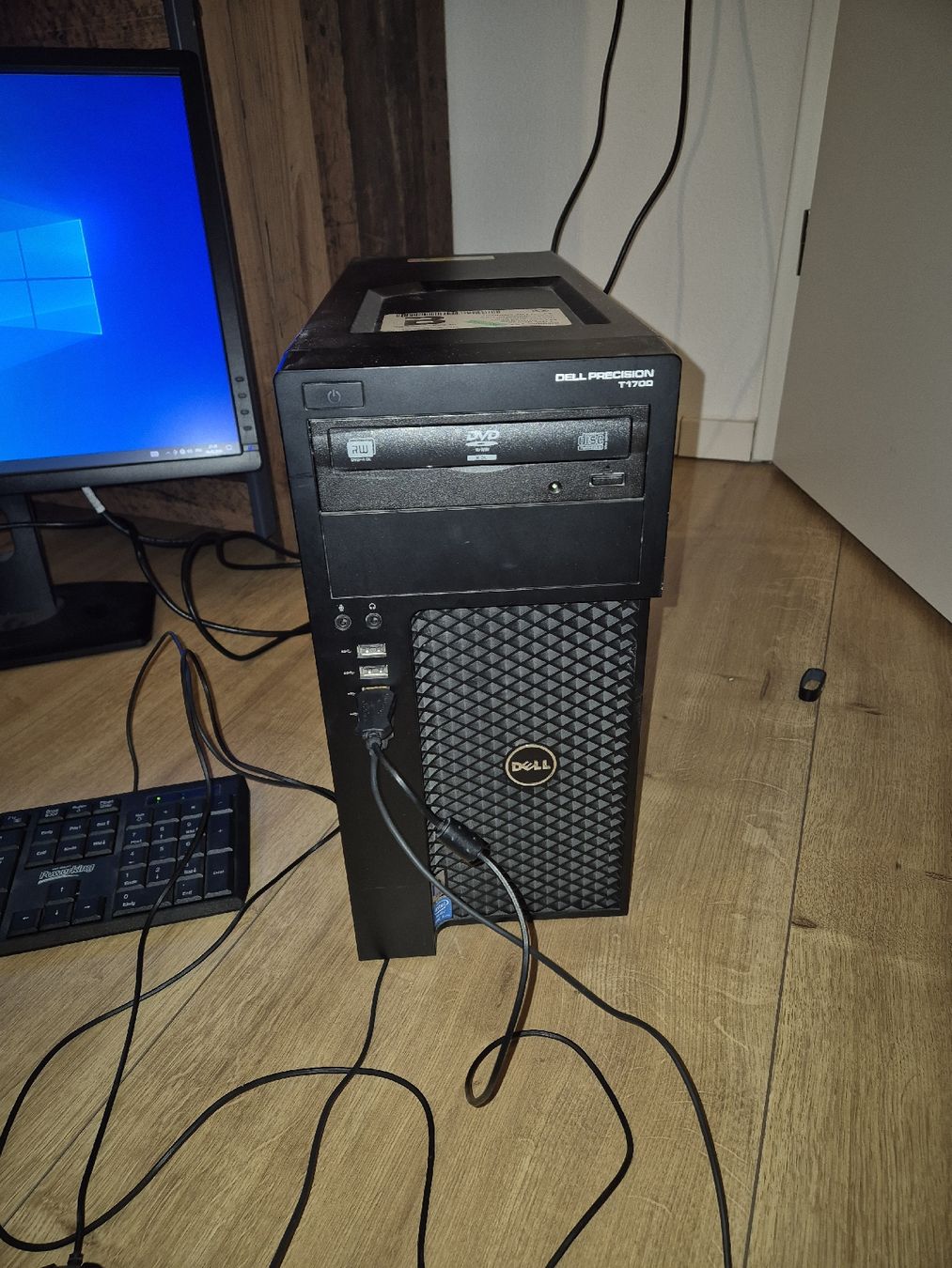 Dell PCs: PC Set zu verkaufen – Gebraucht aus Buchs SG von helo02 2